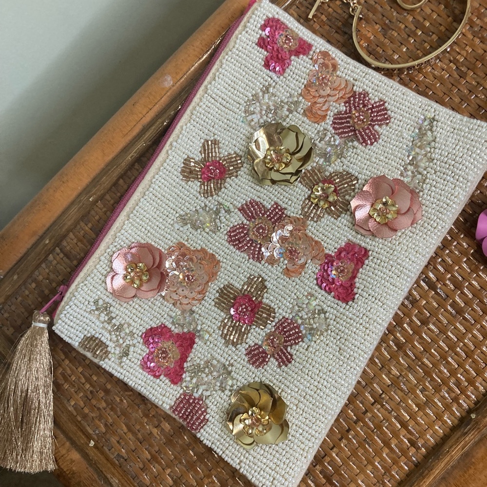 Pink and gold needed zipper pouch